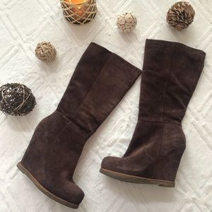 Brown Suede Wedged Boots